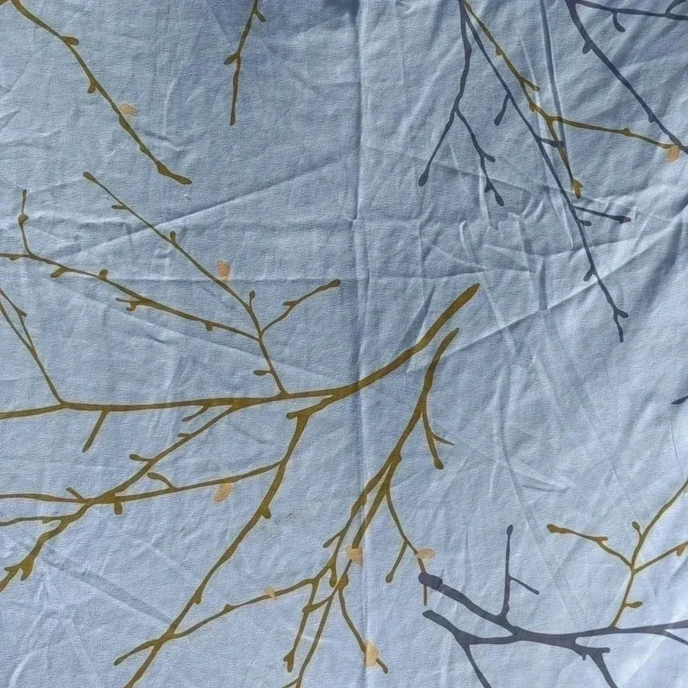King Duvet Cover and Pillow Cases - Picture 3 of 11